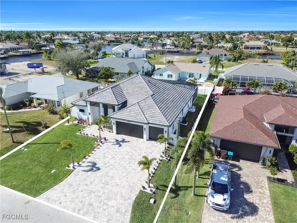 4006 SW 25th Court Cape Coral FL 33914