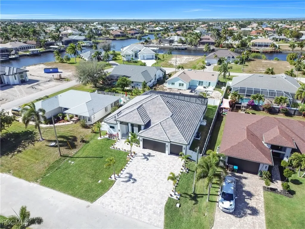 4006 SW 25th Court Cape Coral FL 33914