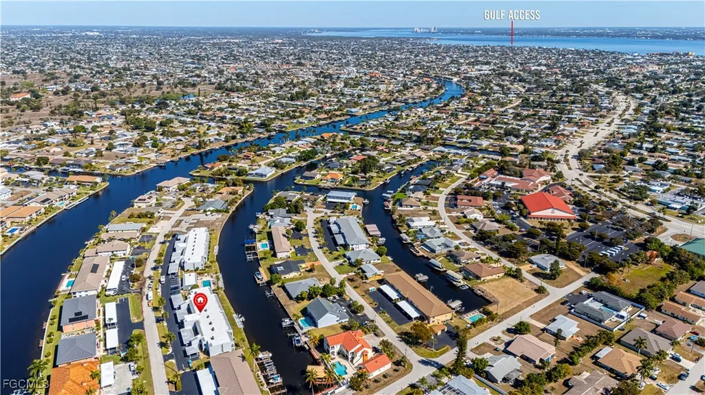 4549 SE 5th Place Cape Coral FL 33904