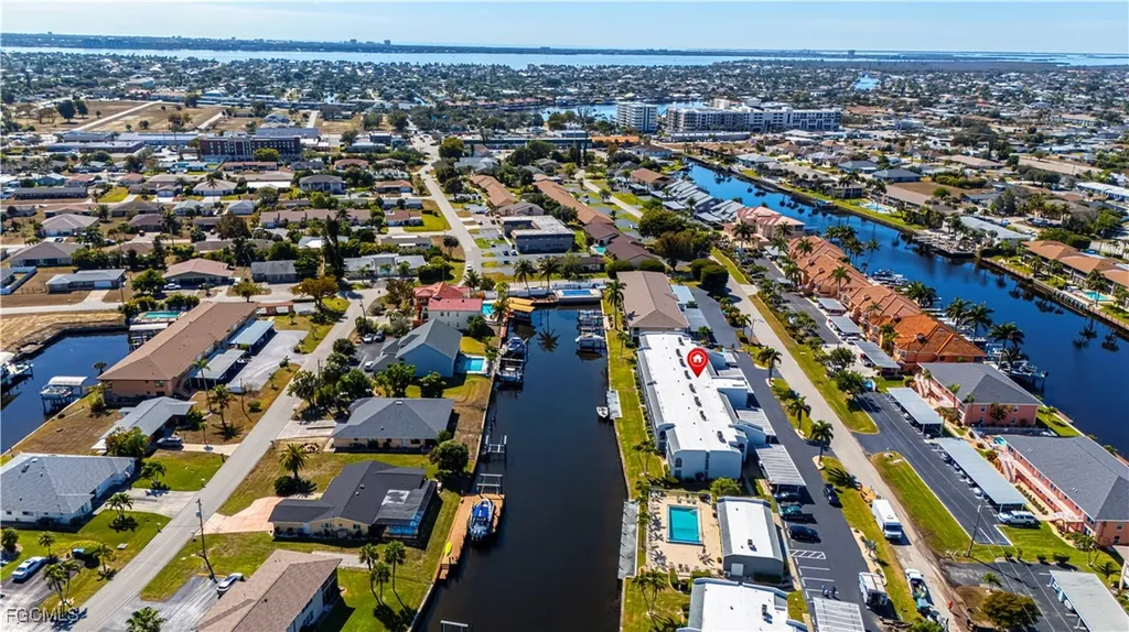 4549 SE 5th Place Cape Coral FL 33904