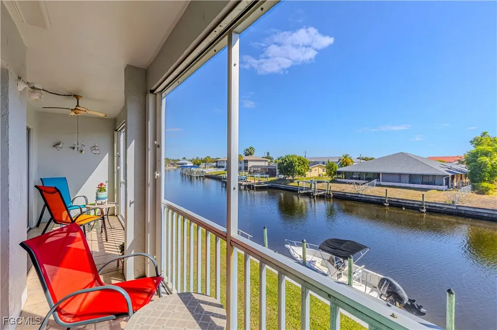 4549 SE 5th Place Cape Coral FL 33904