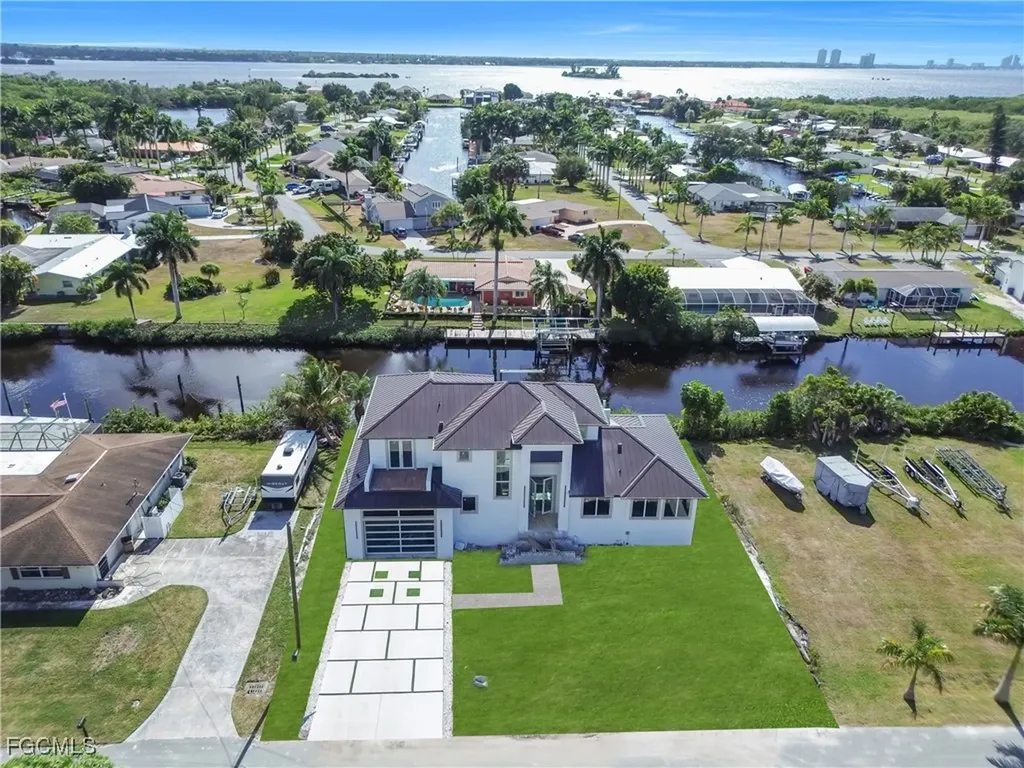 1732 Cascade Way North Fort Myers FL 33901