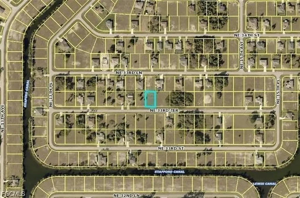 1407 NE 33rd Terrace Cape Coral FL 33909