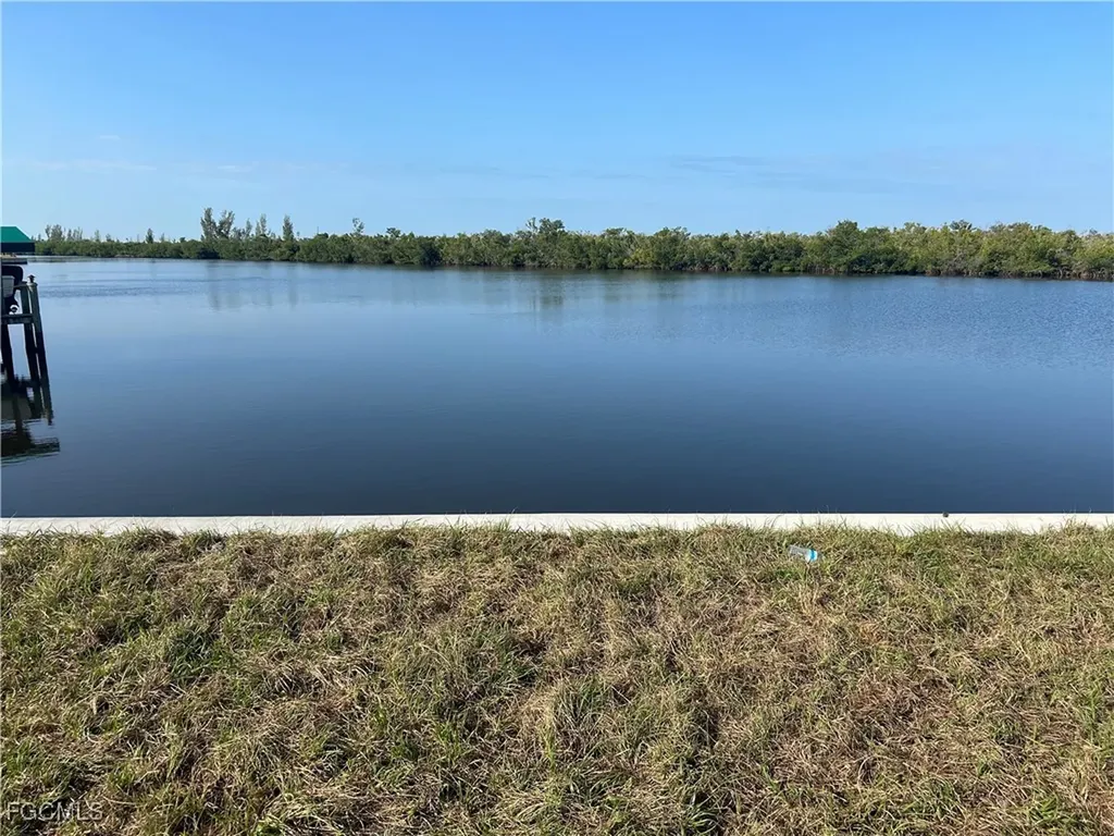 2320 NW 44th Place Cape Coral FL 33993