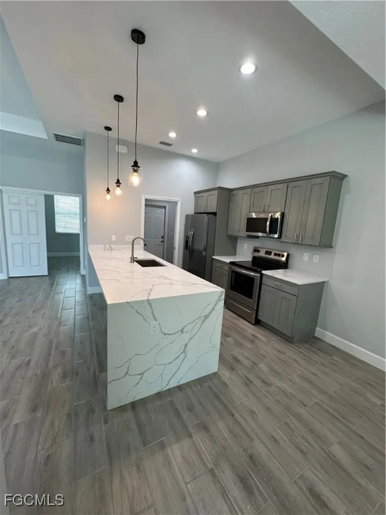 314 NW 16th Place Cape Coral FL 33993