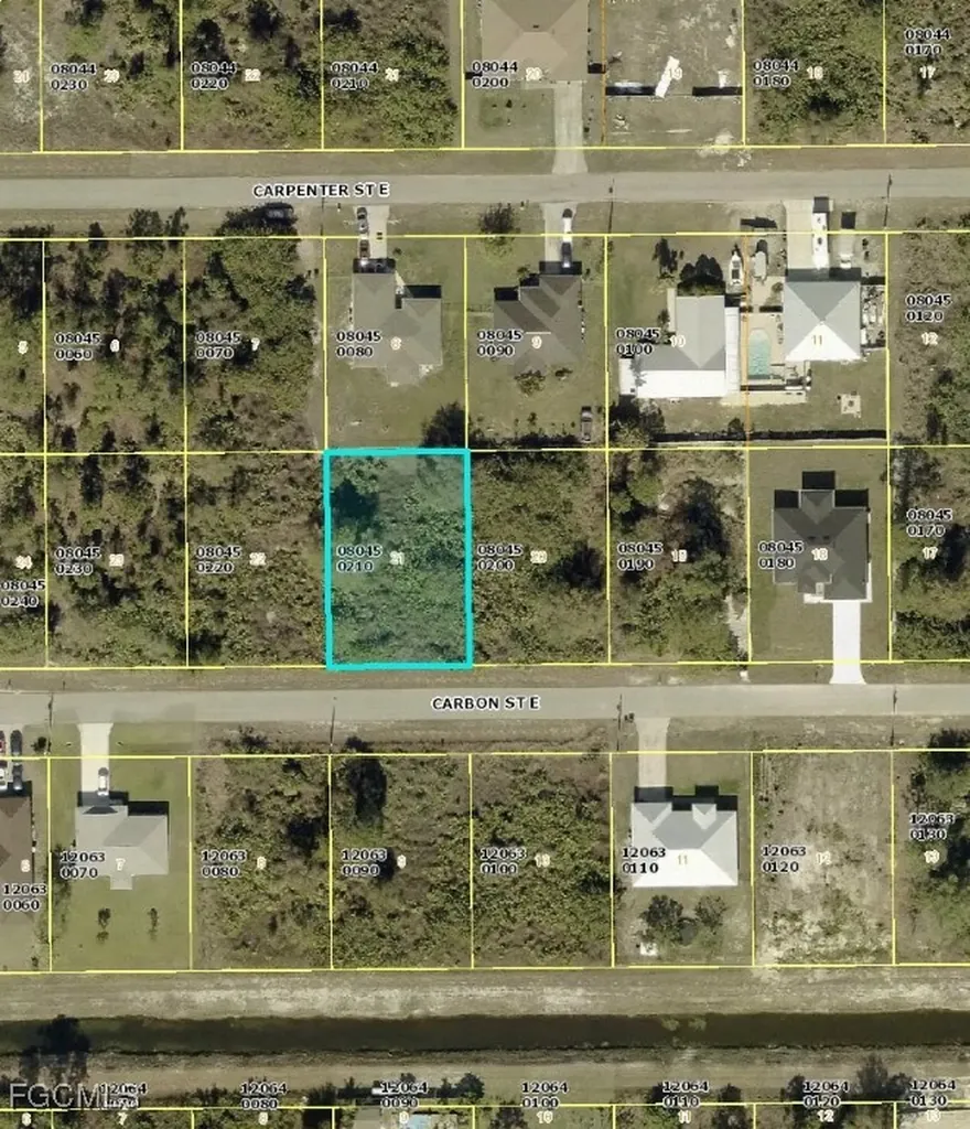 861 Carbon Street E Lehigh Acres FL 33974