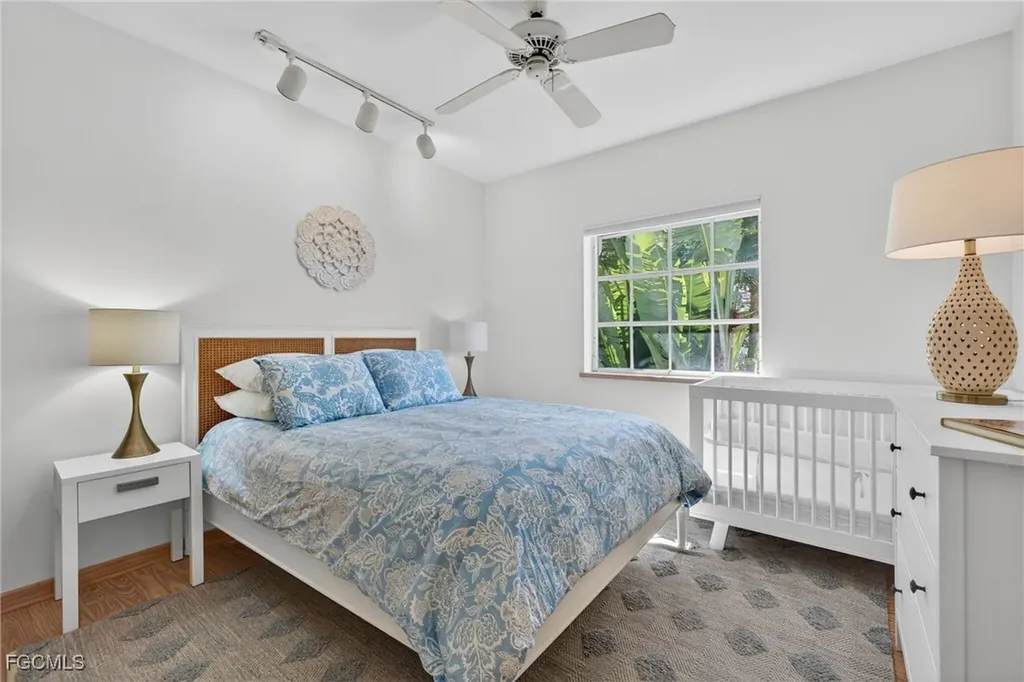 556 Sea Oats Drive Sanibel FL 33957