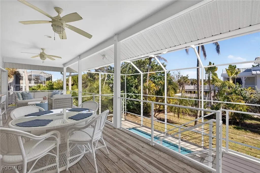 556 Sea Oats Drive Sanibel FL 33957