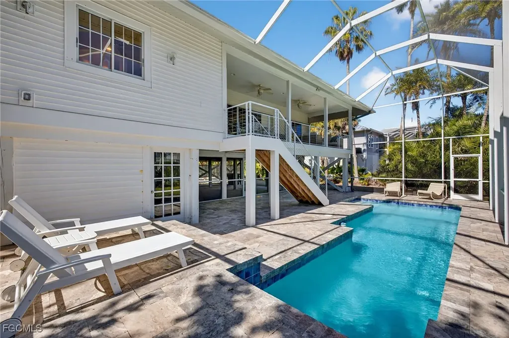 556 Sea Oats Drive Sanibel FL 33957