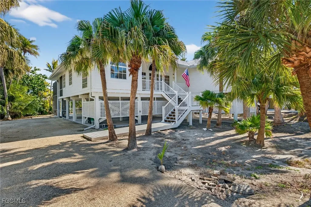 556 Sea Oats Drive Sanibel FL 33957