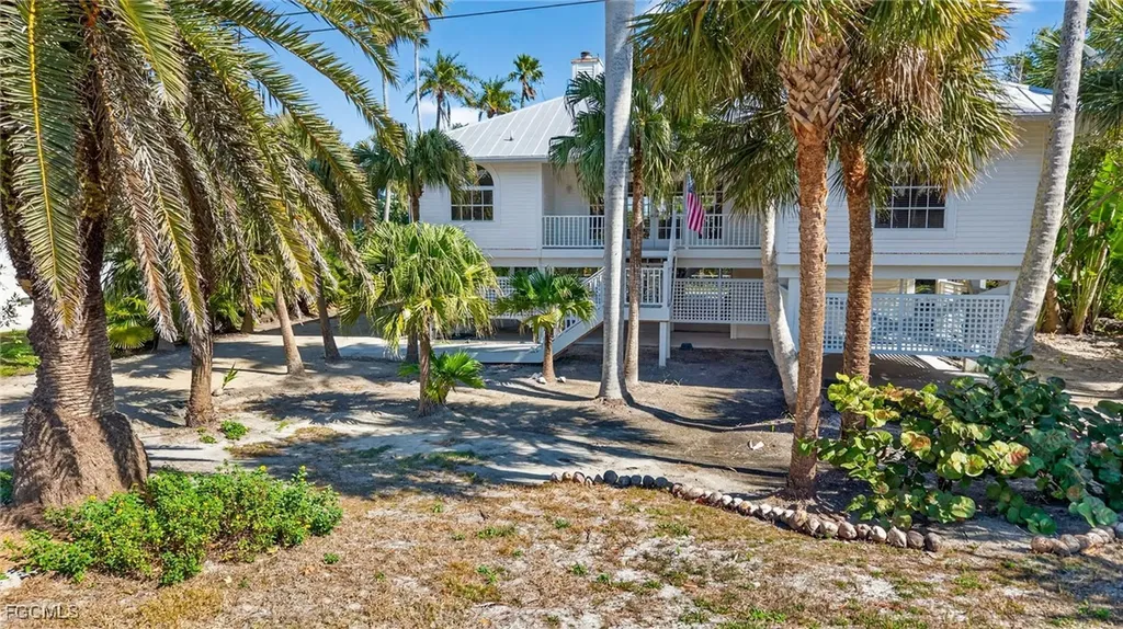 556 Sea Oats Drive Sanibel FL 33957
