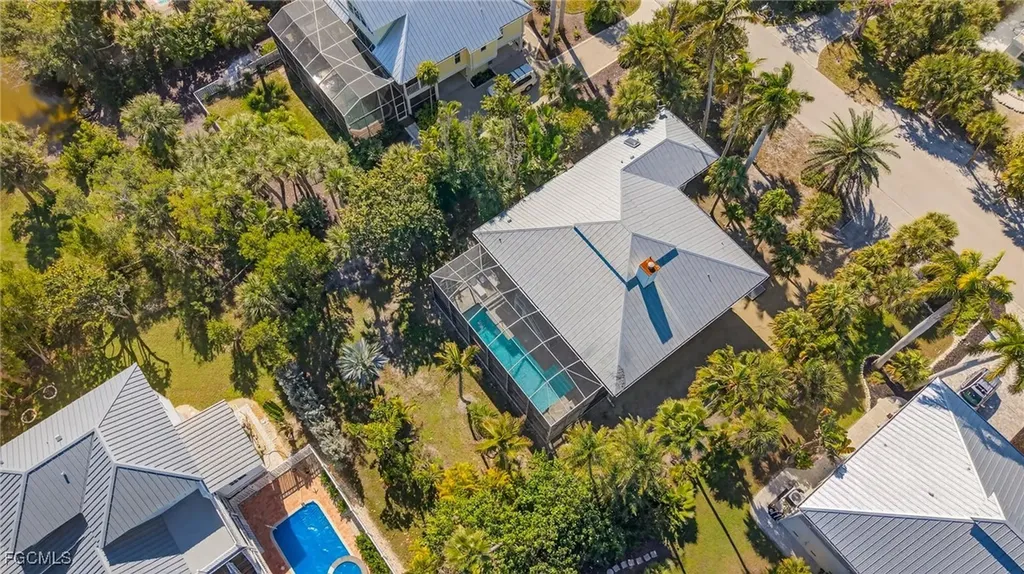 556 Sea Oats Drive Sanibel FL 33957