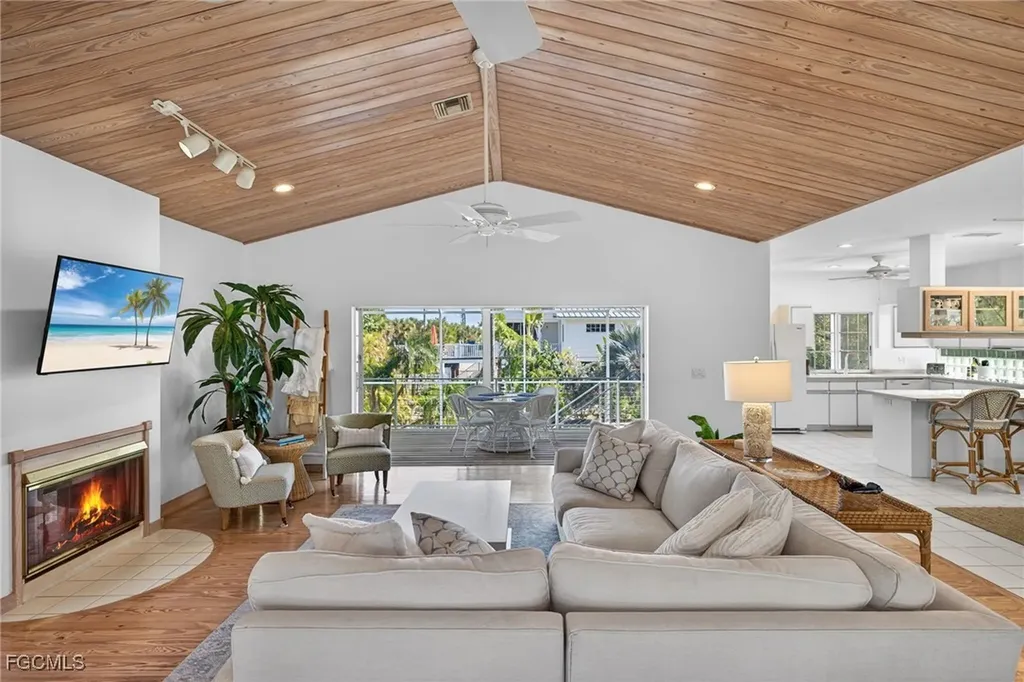 556 Sea Oats Drive Sanibel FL 33957
