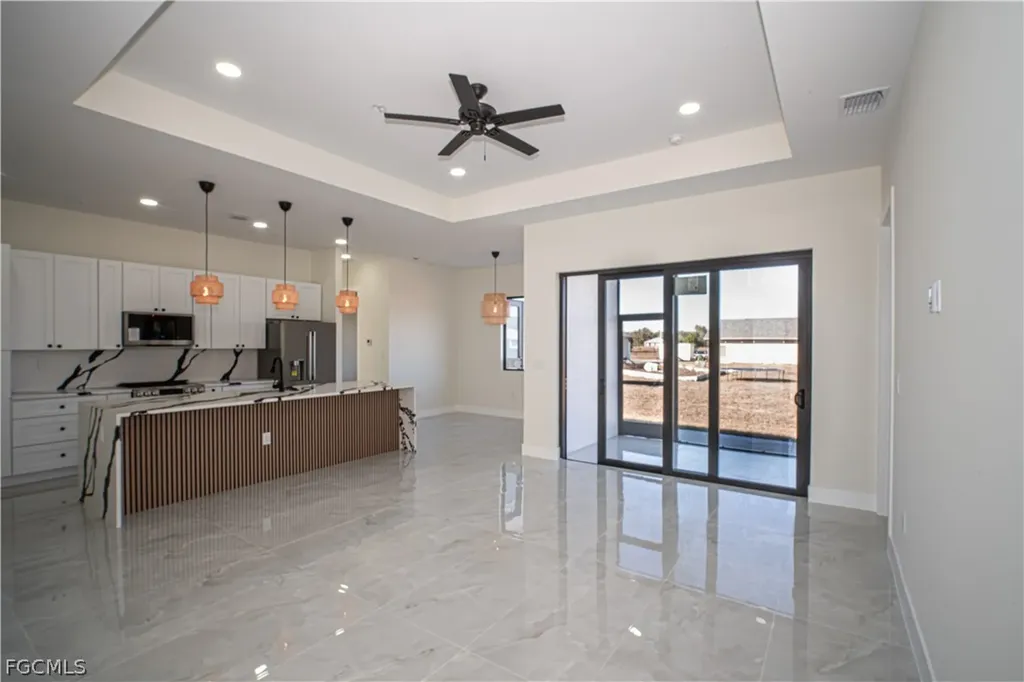 2903 E 17th Street Lehigh Acres FL 33972