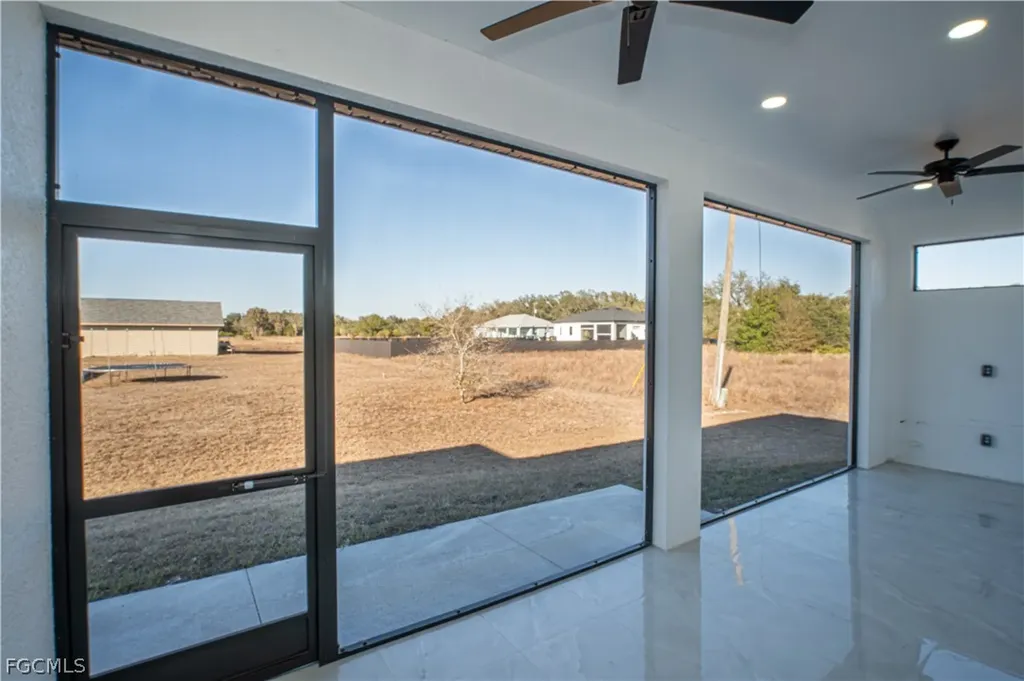 2903 E 17th Street Lehigh Acres FL 33972