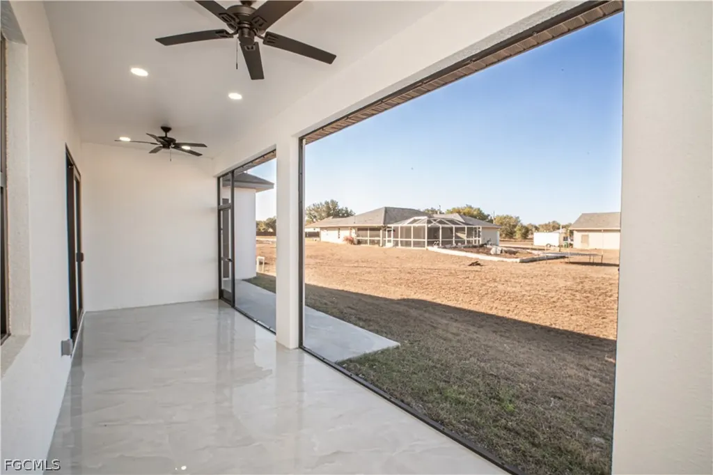 2903 E 17th Street Lehigh Acres FL 33972