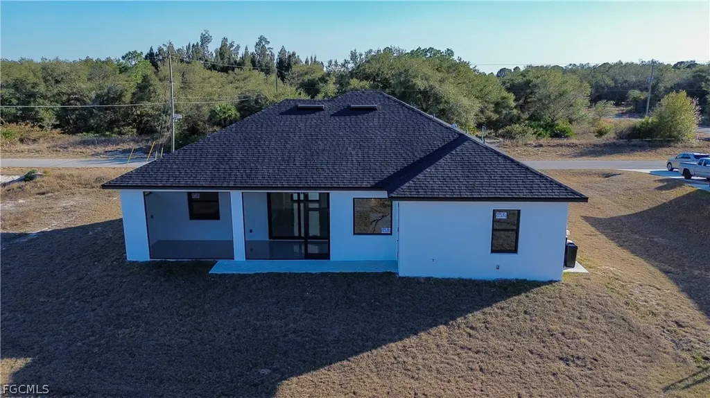 2903 E 17th Street Lehigh Acres FL 33972