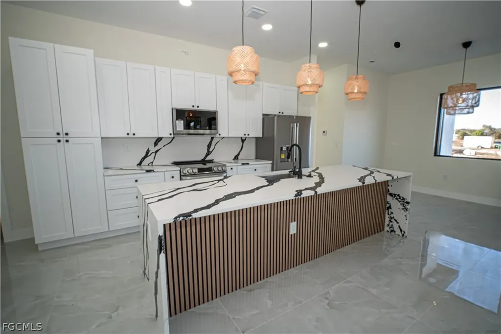 2903 E 17th Street Lehigh Acres FL 33972