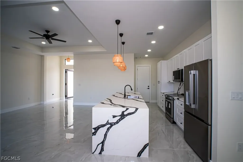 2903 E 17th Street Lehigh Acres FL 33972