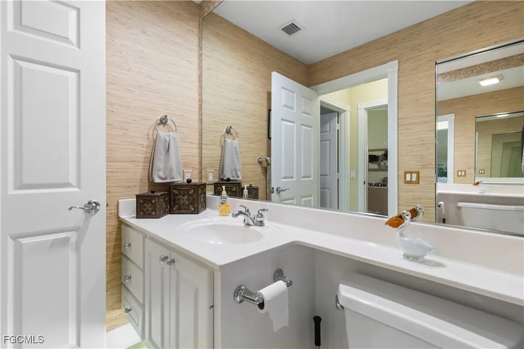 15382 Queen Angel Way Bonita Springs FL 34135