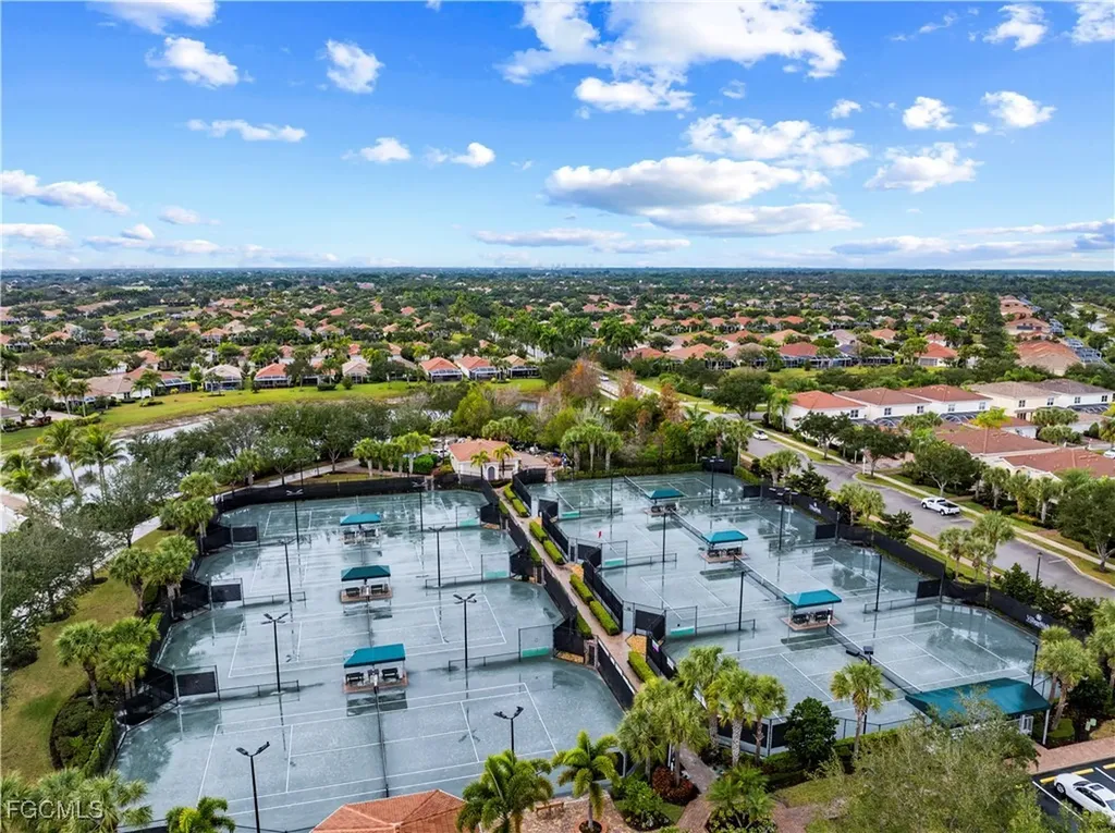 15382 Queen Angel Way Bonita Springs FL 34135