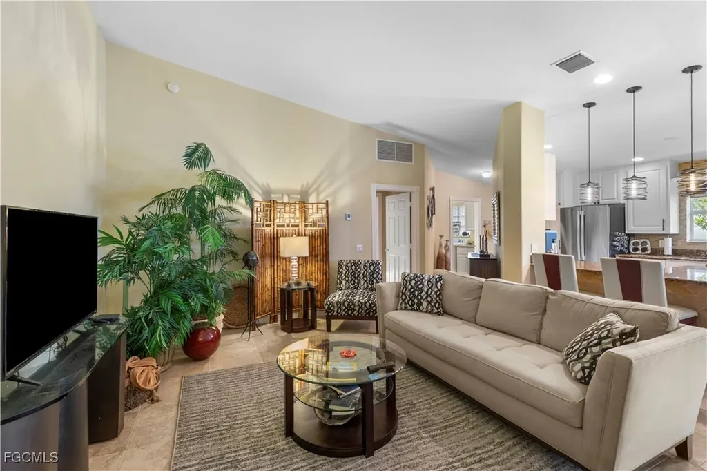 15382 Queen Angel Way Bonita Springs FL 34135