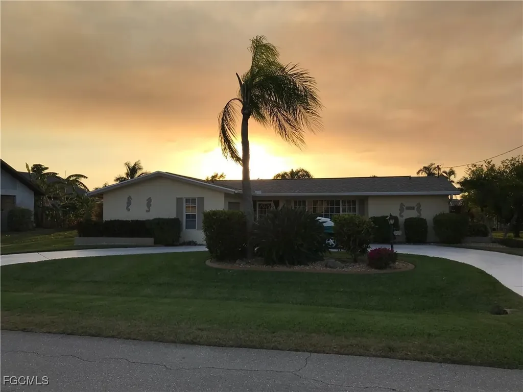 4832 Triton Court W Cape Coral FL 33904