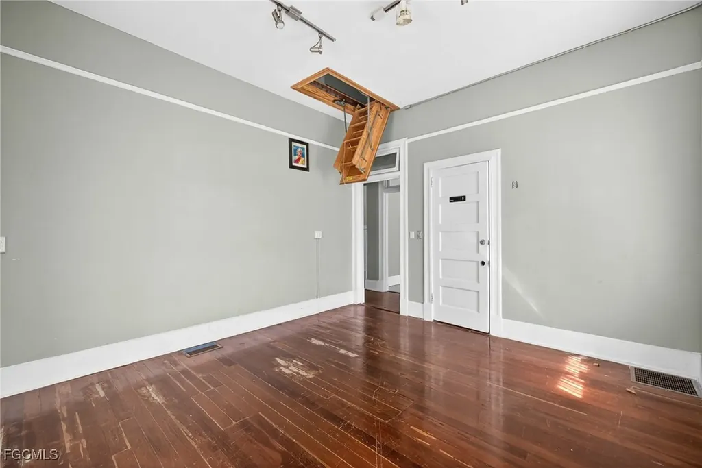 1793 Fowler Street Fort Myers FL 33901