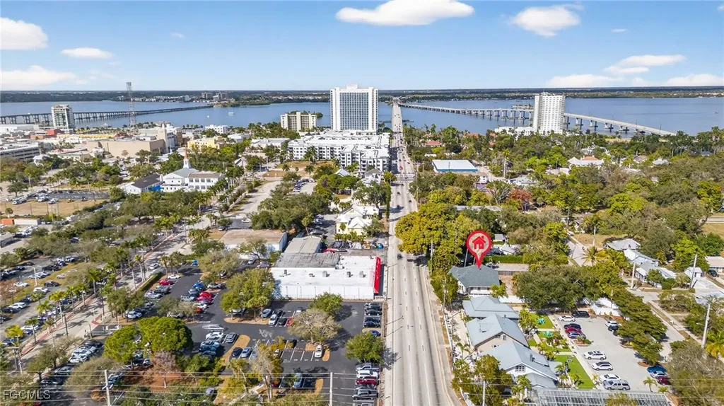 1793 Fowler Street Fort Myers FL 33901