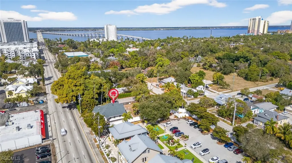 1793 Fowler Street Fort Myers FL 33901