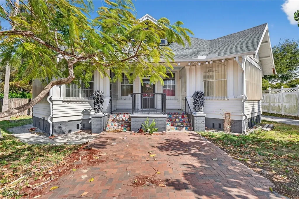 1793 Fowler Street Fort Myers FL 33901