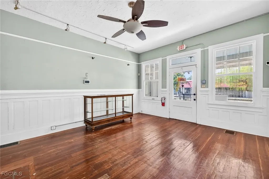 1793 Fowler Street Fort Myers FL 33901