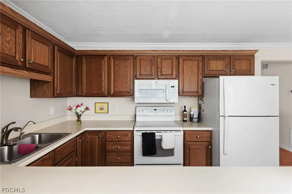 1326 S Brandywine Circle Fort Myers FL 33919