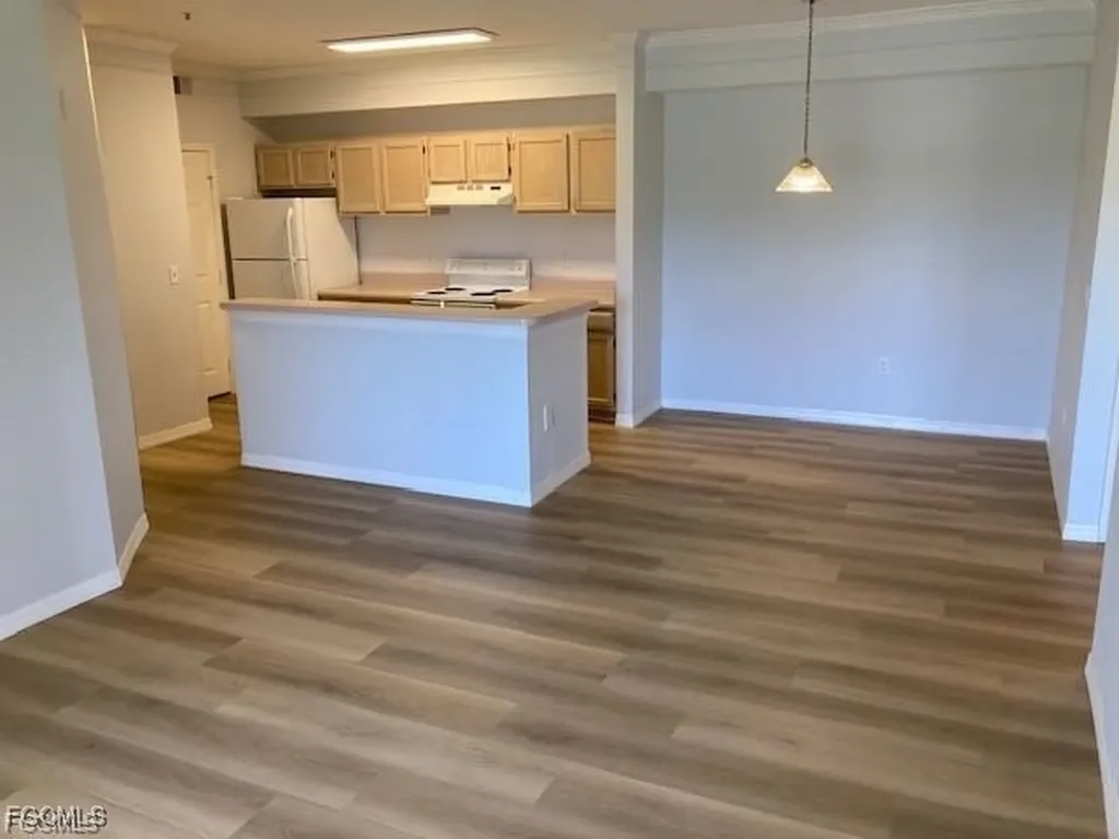 11490 Villa Grand Fort Myers FL 33913