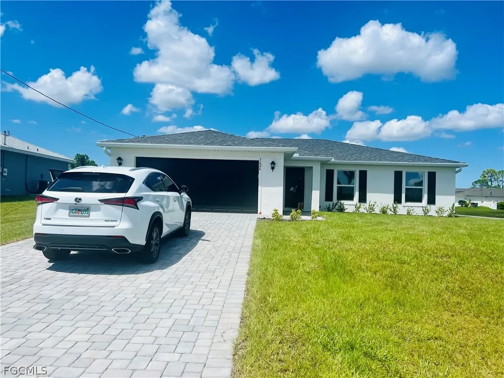 3626 NE 19 Avenue Cape Coral FL 33909