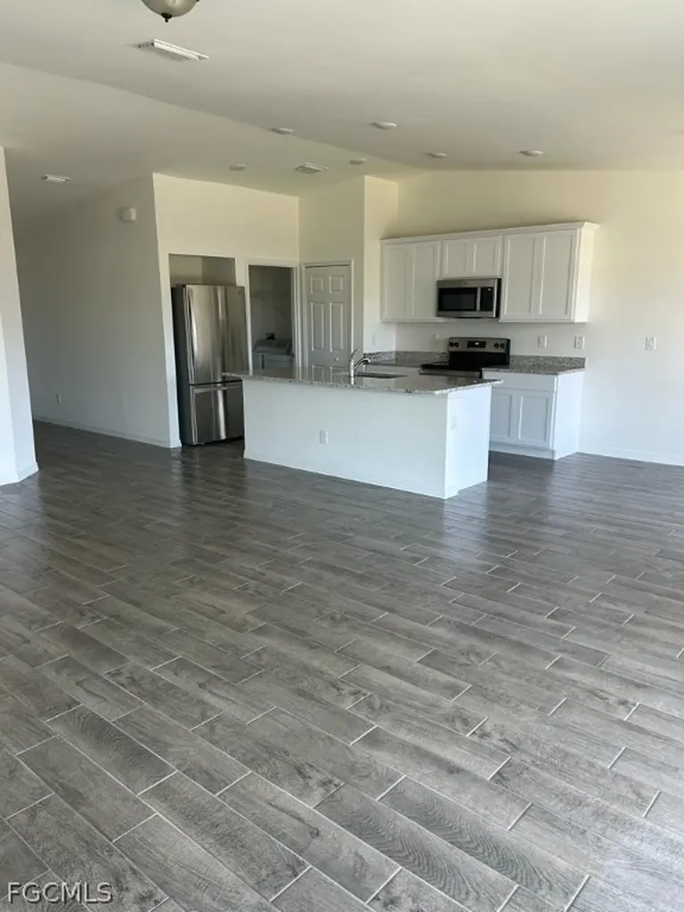 3626 NE 19 Avenue Cape Coral FL 33909