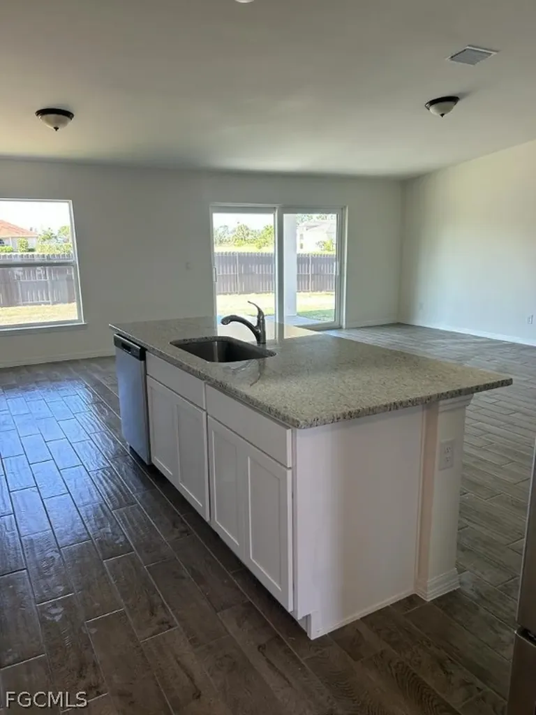 3626 NE 19 Avenue Cape Coral FL 33909