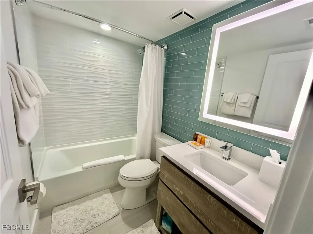 2122 Gulf Beach Villas Captiva FL 33924