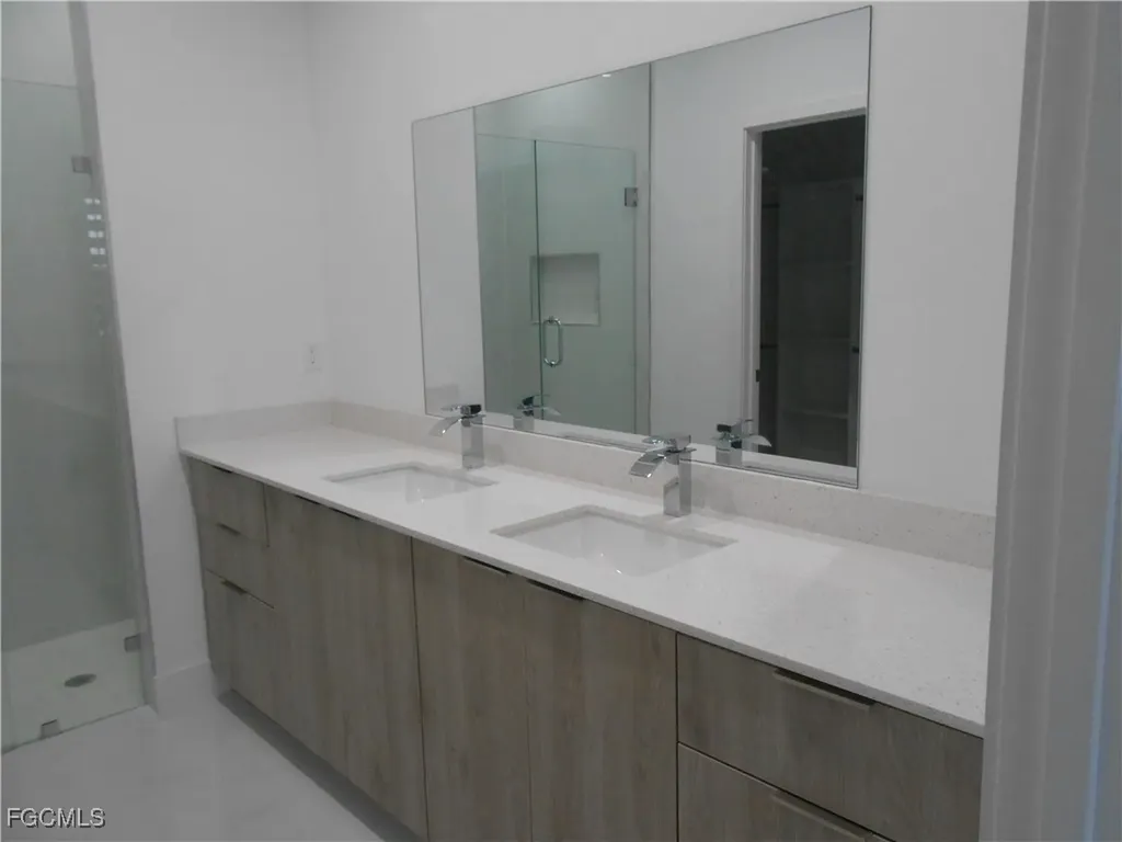 6033 Kumquat Circle Labelle FL 33935