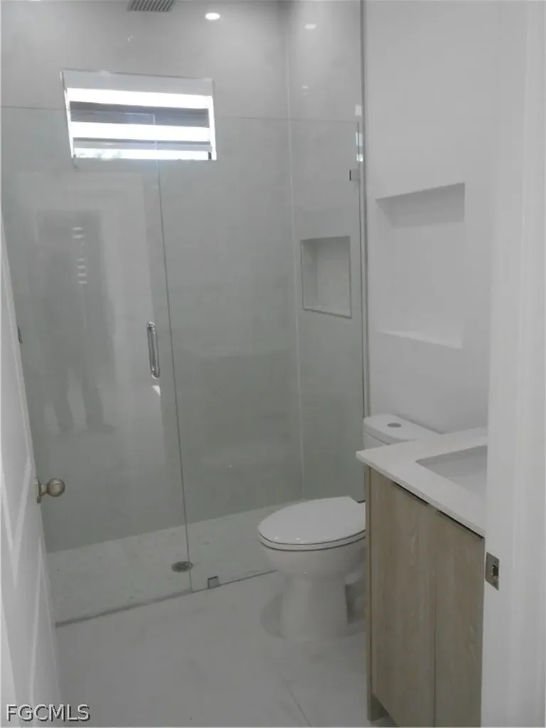 6033 Kumquat Circle Labelle FL 33935