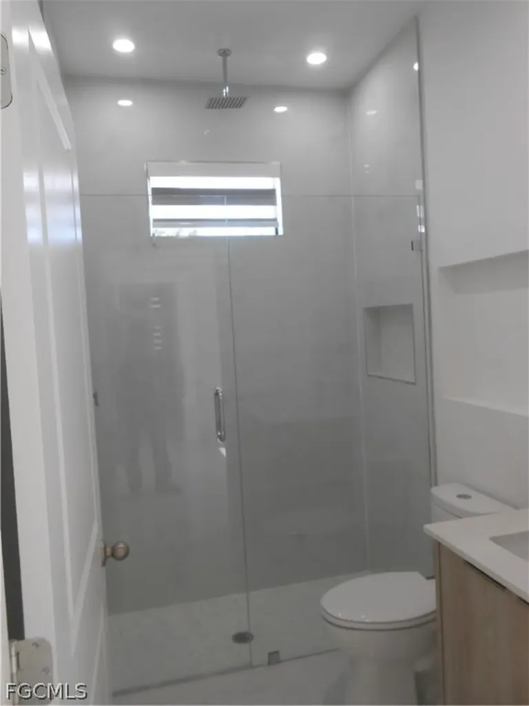 6033 Kumquat Circle Labelle FL 33935