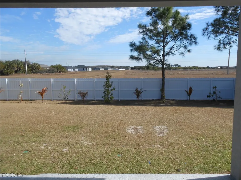 6033 Kumquat Circle Labelle FL 33935