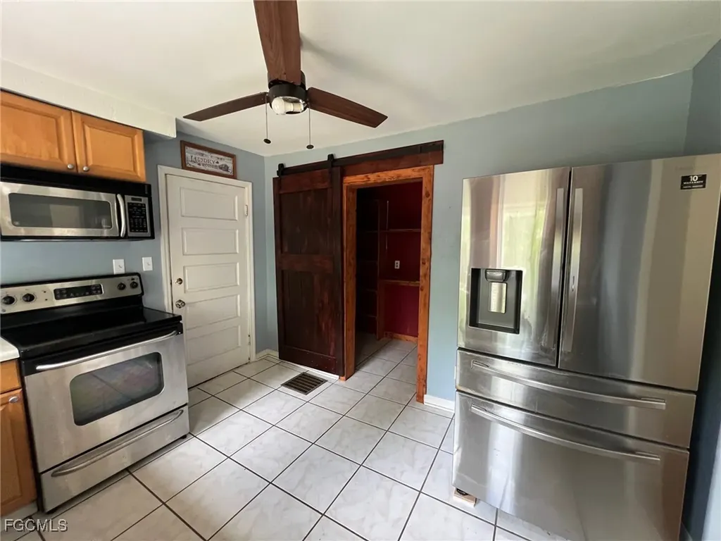 253 S Cypress Street Labelle FL 33935