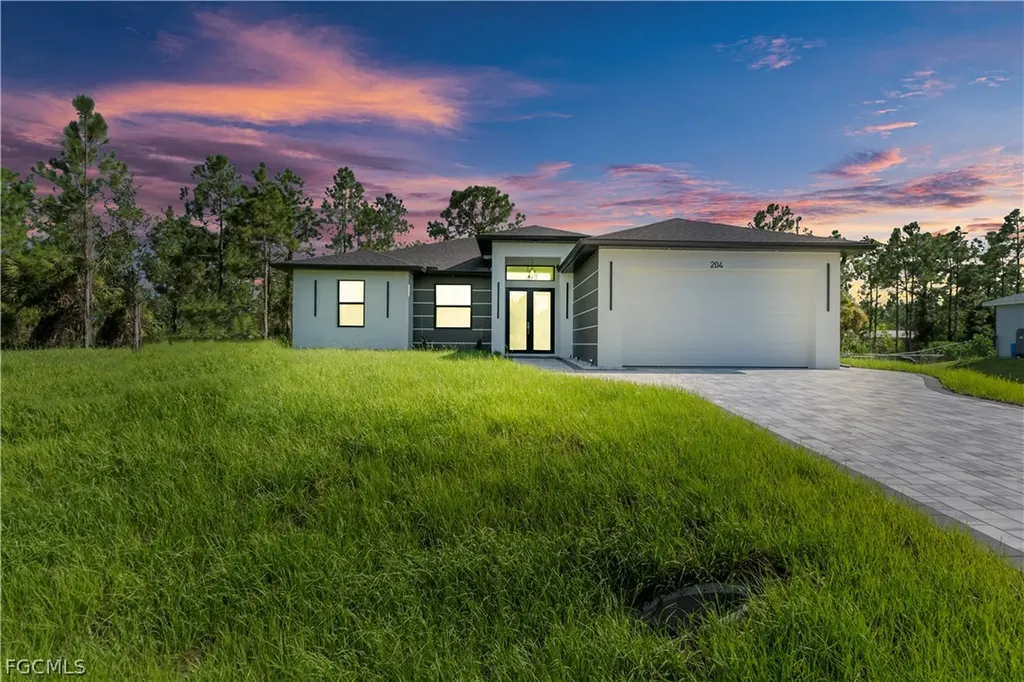 204 E 10th Street Lehigh Acres FL 33972