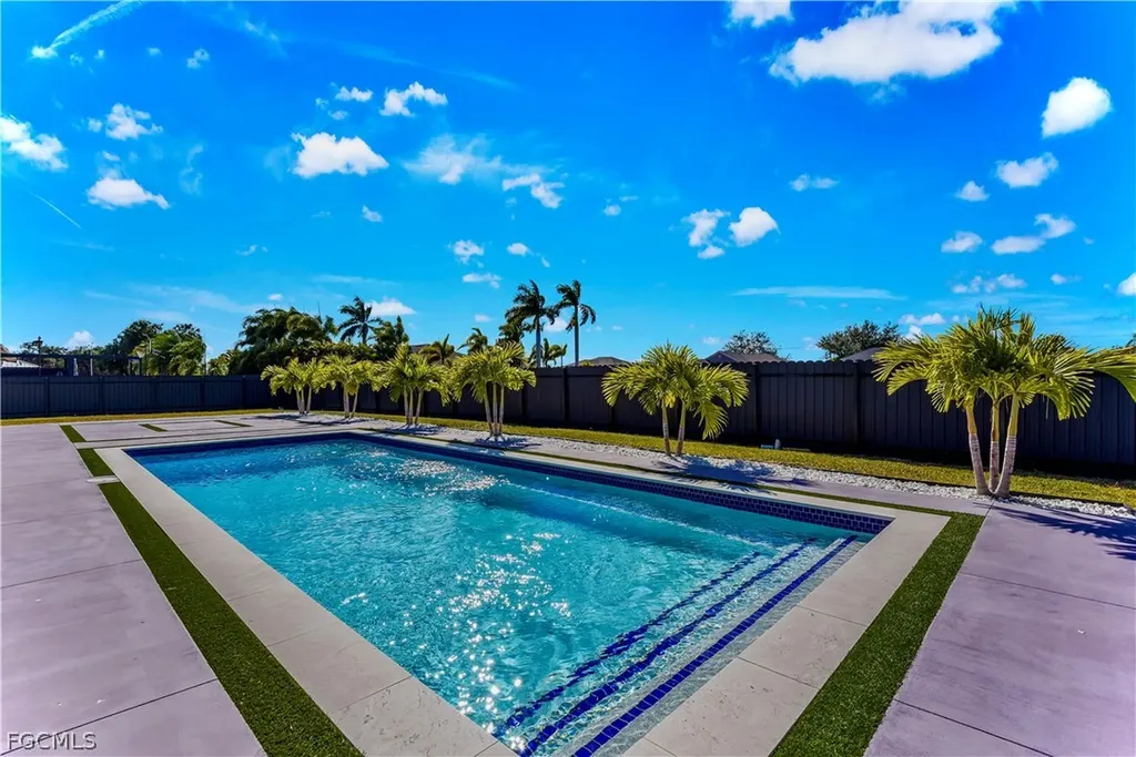 18 Nelson Road N Cape Coral FL 33993