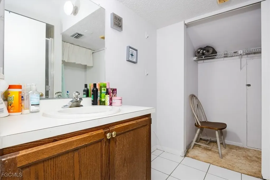 7261 Albany Road Fort Myers FL 33967