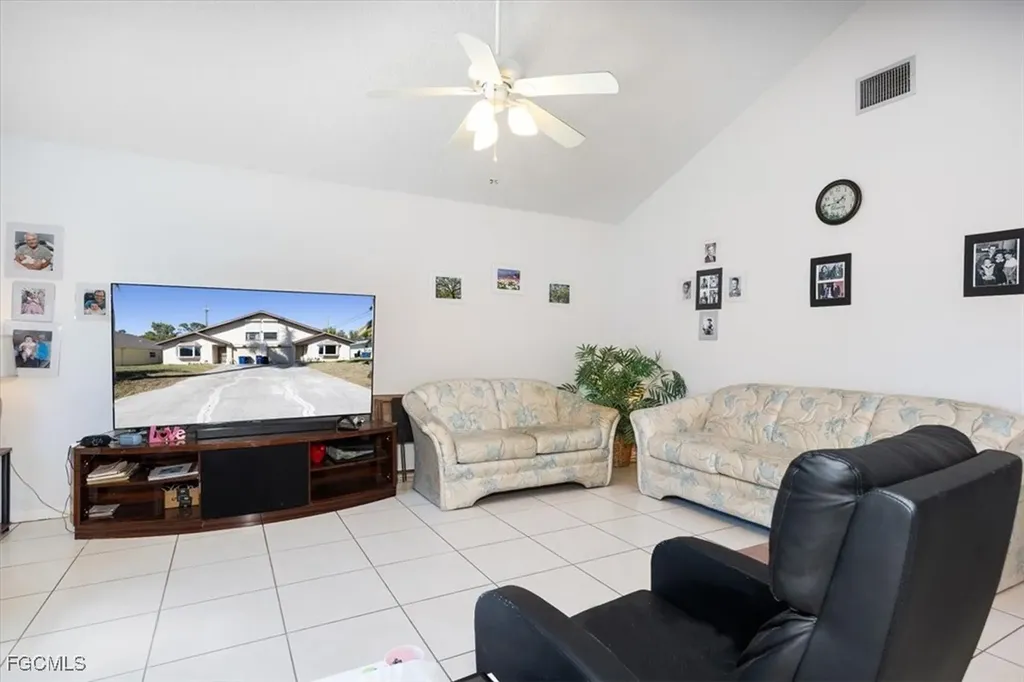 7261 Albany Road Fort Myers FL 33967