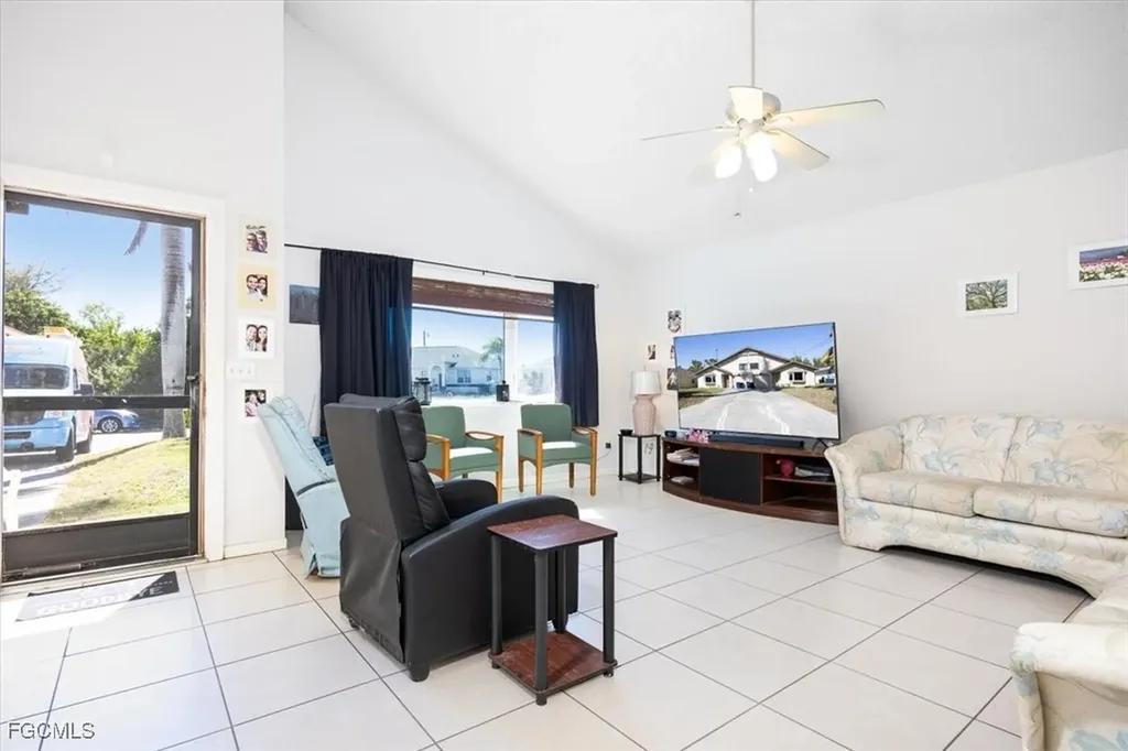 7261 Albany Road Fort Myers FL 33967