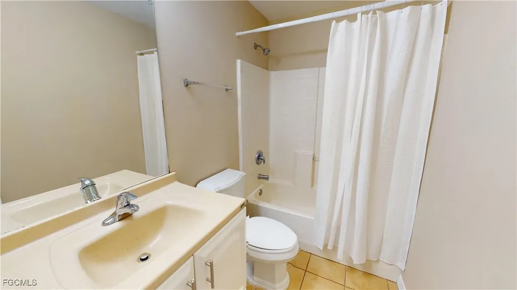 1924 NW 16th Place Cape Coral FL 33993