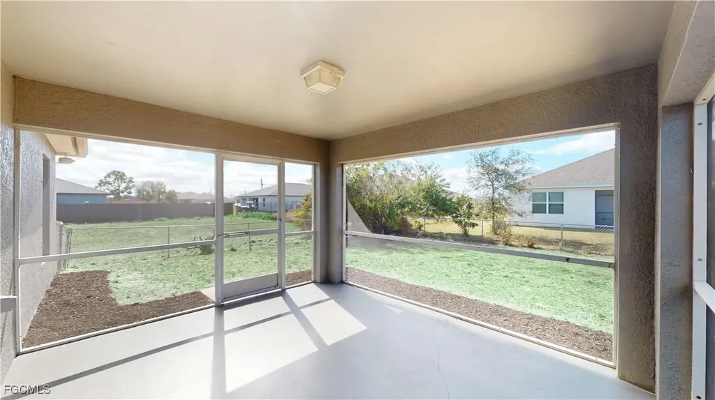 1924 NW 16th Place Cape Coral FL 33993